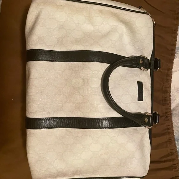 Preowned GUCCIWhite GG Supreme Coated CanvasJoy Boston Handbag